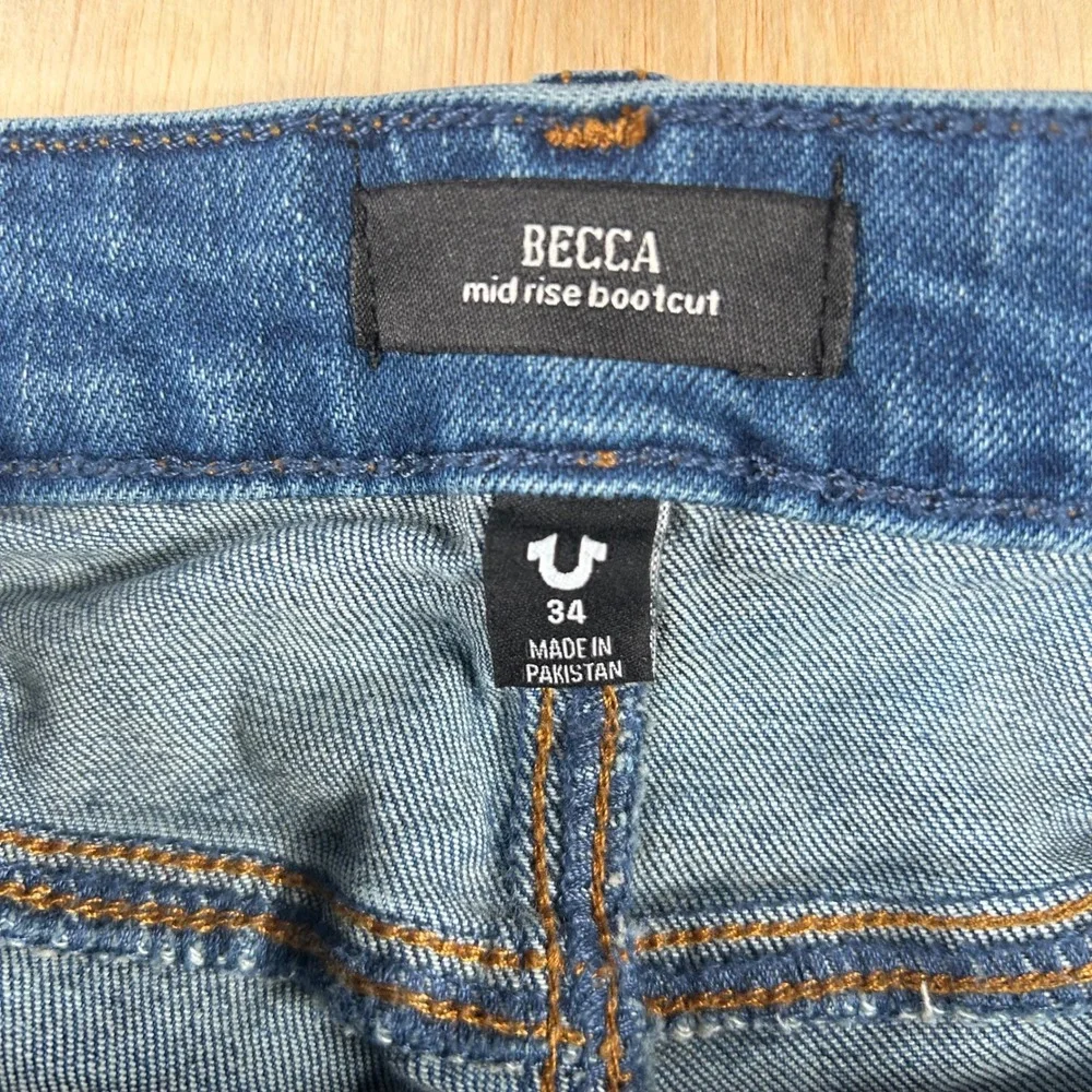 True Religion Becca Mid Rise Bootcut Jeans Blue Raw Hem Size 34x30 Mens